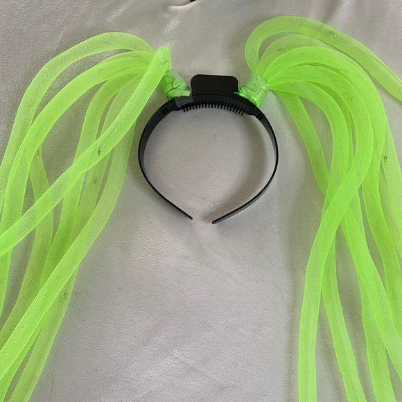 LED flickering neon green raver cyber locks - Picture 3 of 5